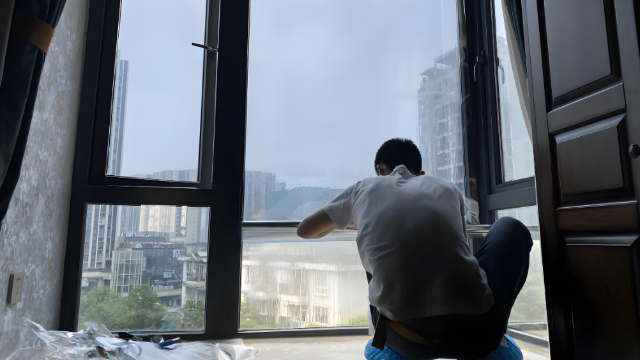 窗戶玻璃貼膜過程中常見的錯誤有哪些？