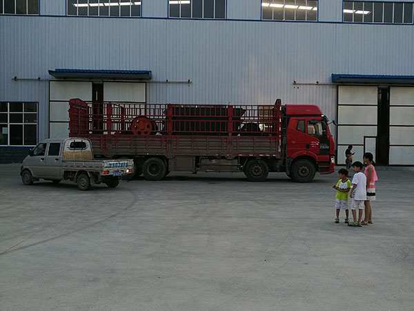 江蘇出售重錘破碎機高速