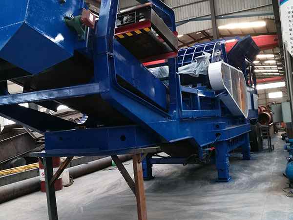 江蘇履帶式移動破碎機(jī)哪家強(qiáng)