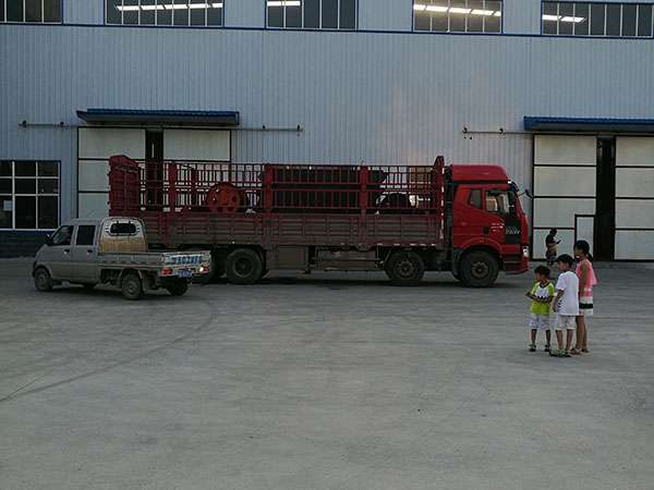 新疆小型可重錘破碎機銷售