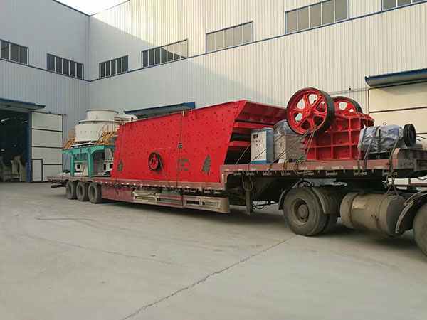 青海大形車載移動破碎機工作視頻