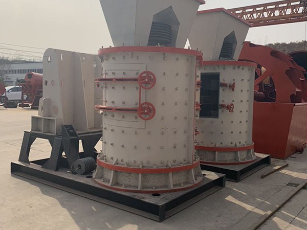 甘肅小型車載移動(dòng)破碎機(jī)圖紙