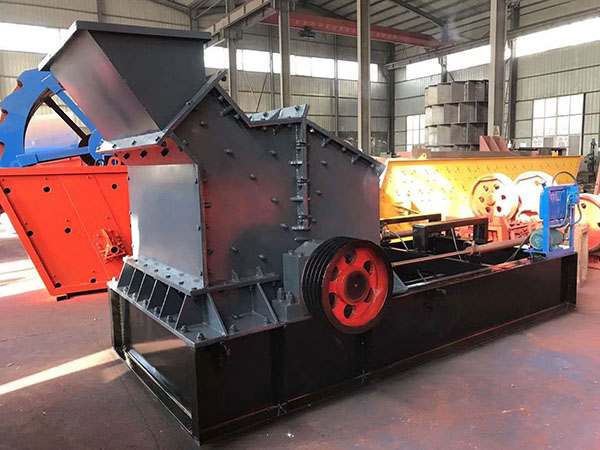 福建小型輪胎式移動(dòng)破碎機(jī)多少一臺(tái)