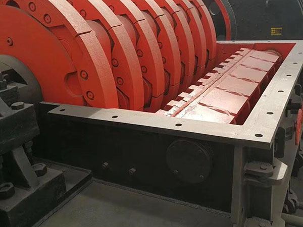 陜西鄂式移動(dòng)破碎機(jī)設(shè)計(jì)案例