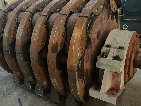 內(nèi)蒙古大型二手移動(dòng)破碎機(jī)采購