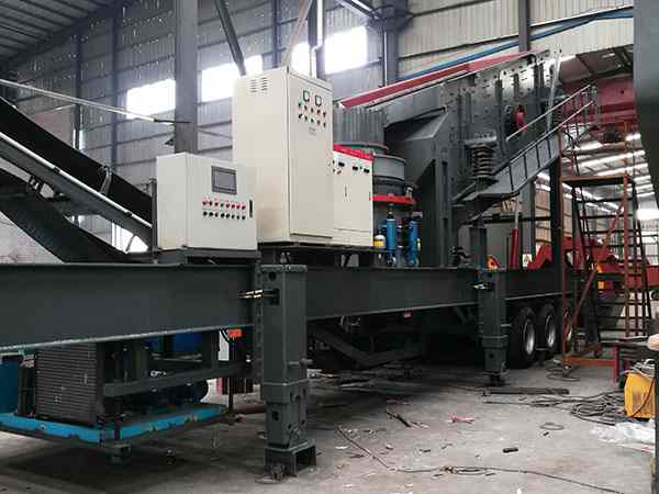 山西大形車載移動破碎機圖片