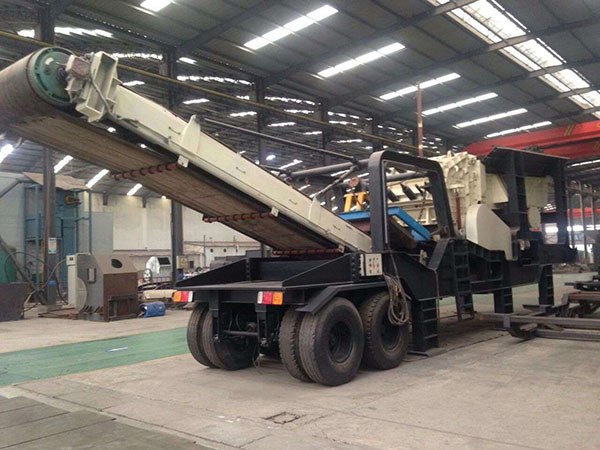 廣西中型移動破碎機移動式破碎站