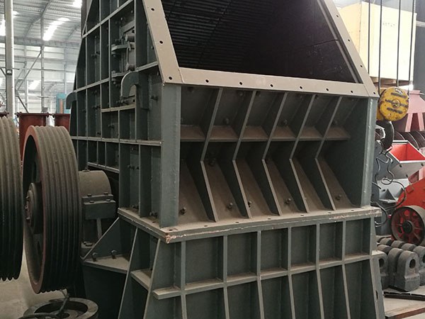 海南美斯達(dá)重錘破碎機(jī)二手