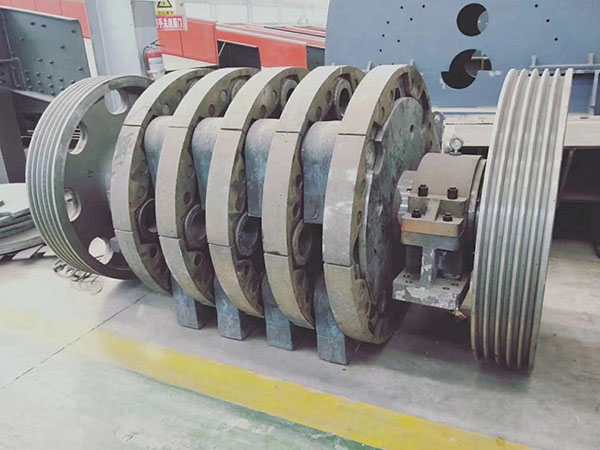 陜西石頭重錘破碎機(jī)型號