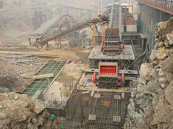 河北簡(jiǎn)易移動(dòng)破碎機(jī)全部品牌