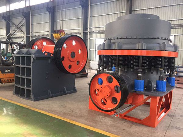 陜西履帶移動(dòng)破碎機(jī)站