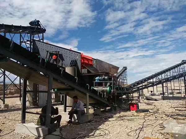 安徽新型重錘破碎機(jī)設(shè)計(jì)