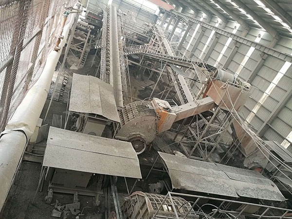 湖南簡易移動(dòng)破碎機(jī)圖紙