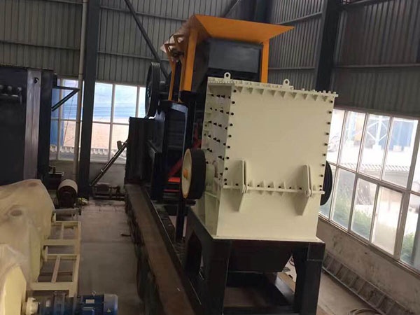 安徽礦石移動(dòng)破碎機(jī)價(jià)格