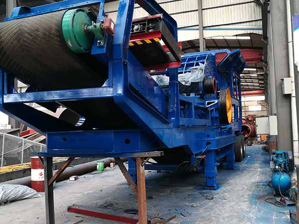 廣西小型車載移動(dòng)破碎機(jī)種類