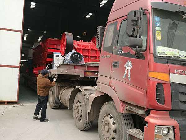 云南國(guó)產(chǎn)重錘破碎機(jī)大概需要多少錢(qián)