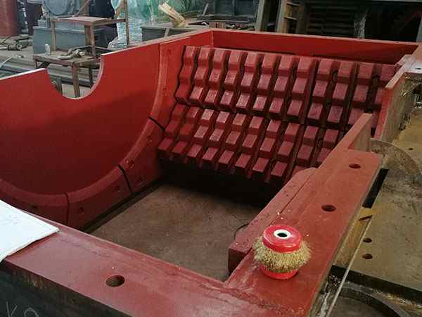 國內(nèi)比較好移動式破碎機(jī)的分類