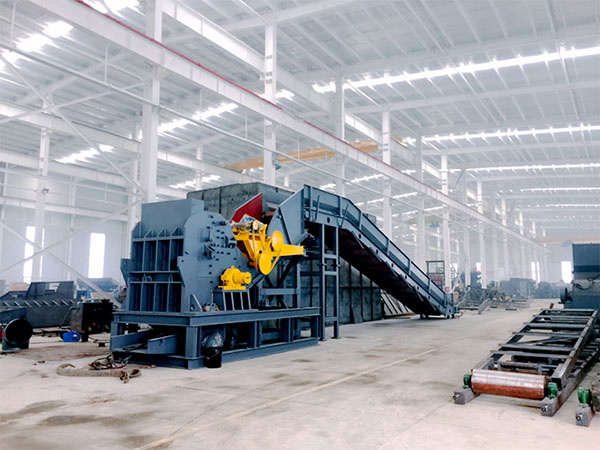 半移動(dòng)破碎站