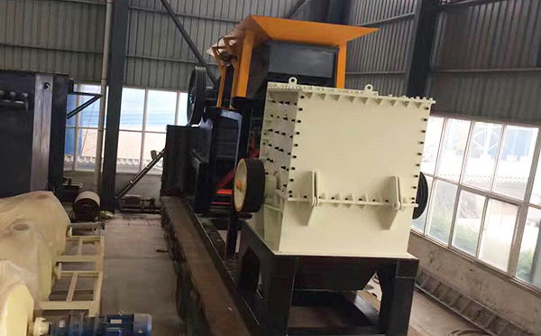 小型鵝卵石制砂機(jī)