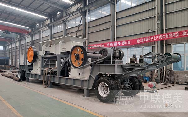 履帶式移動(dòng)破碎機(jī)